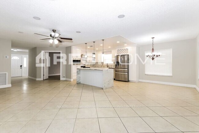 Building Photo - 1492 Waterway Cove Drive