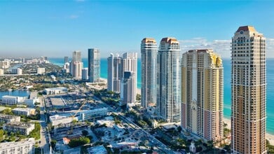 Building Photo - 17901 Collins Ave