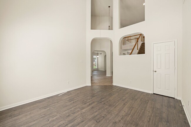 Foto del edificio - 7711 Summer Shore Dr