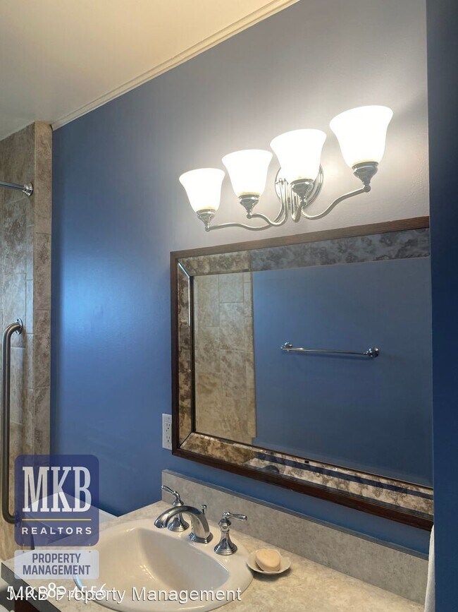 Foto del edificio - 4 br, 1.5 bath House - 508 Orlando Ave.