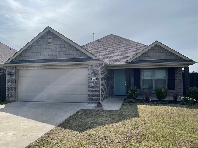 Building Photo - 4553 W Divide Dr