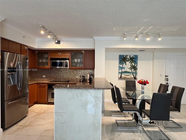 Building Photo - 2080 S Ocean Dr
