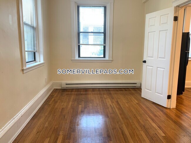 Foto del edificio - 379 Broadway