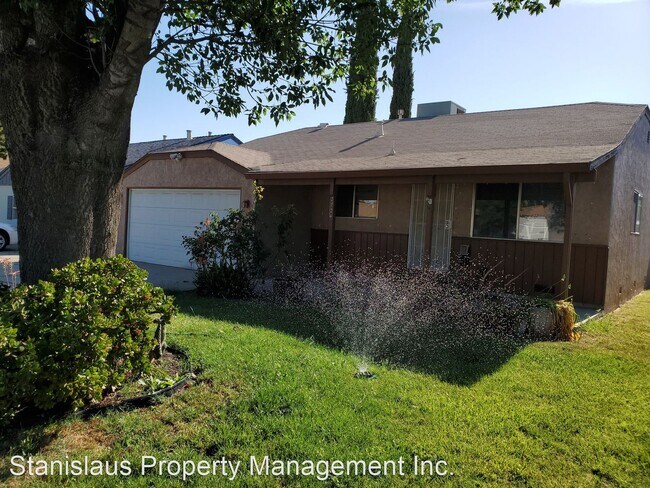 Foto del edificio - 3 br, 2 bath House - 2724 McAdoo Ave