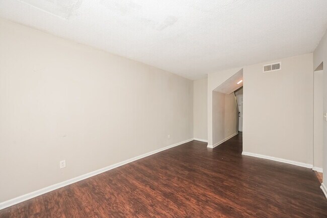 Foto del edificio - 3419 Cobbs Ferry Dr