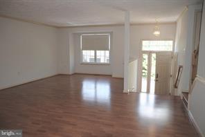 Photo - 114 W Park Dr (Stafford, VA) Townhome