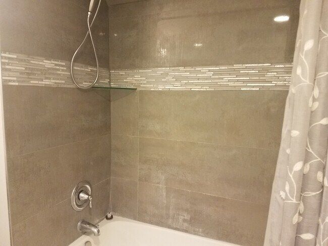 1 of 2 Updated Full Baths! - 117 V St NW