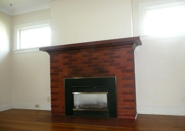 Foto del edificio - 1307 N 20th Ave E