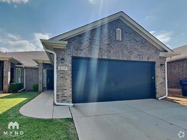 Building Photo - 18109 Manera Wy