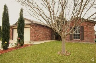 Building Photo - 5401 Bridle Dr