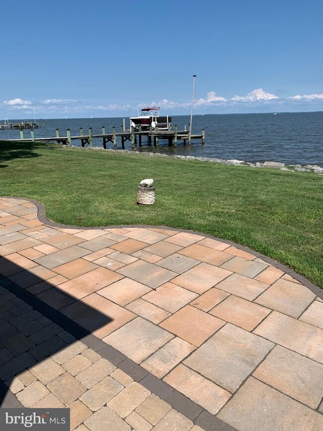 Foto del edificio - 1095 Bay Front Ave
