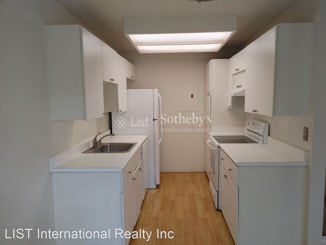 Building Photo - 2 br, 1 bath House - 46-1069 Emepela Way #3R