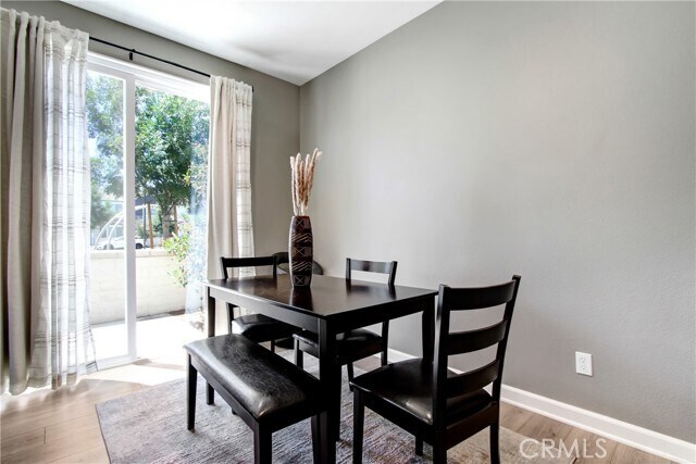 Foto del edificio - 3671 E Moonlight St