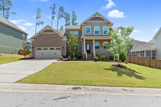 Building Photo - 225 Oakenshaw Dr