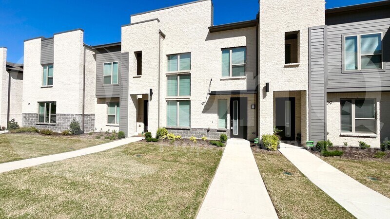 Primary Photo - 611 Arapaho Dr