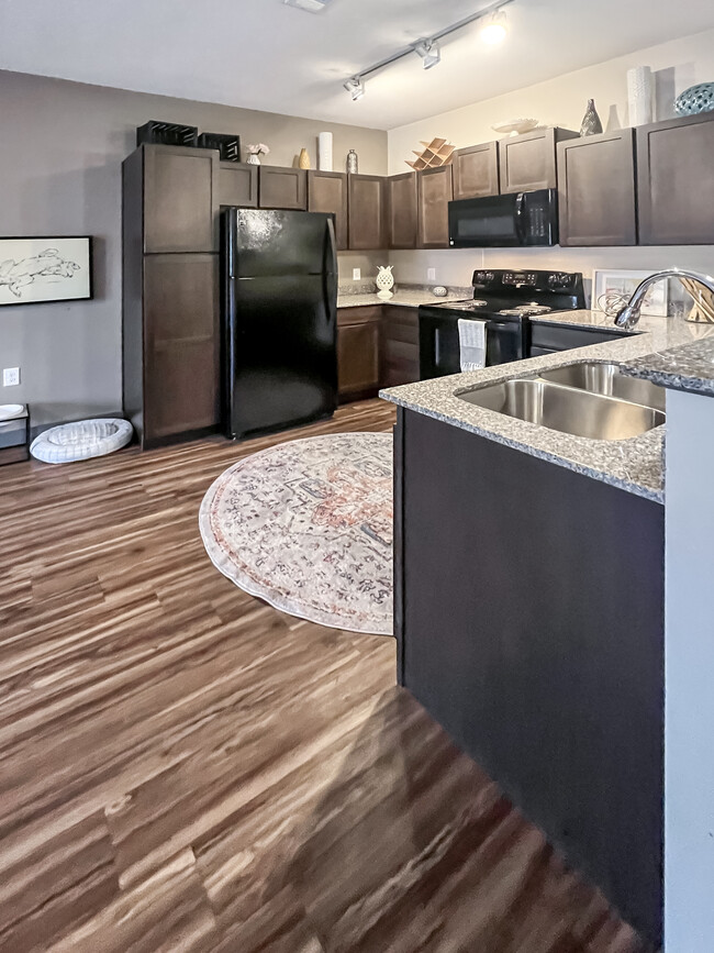 Entertaining Kitchen - District on 119