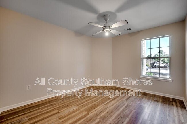 Photo - 1192 River Oaks Dr Apartment