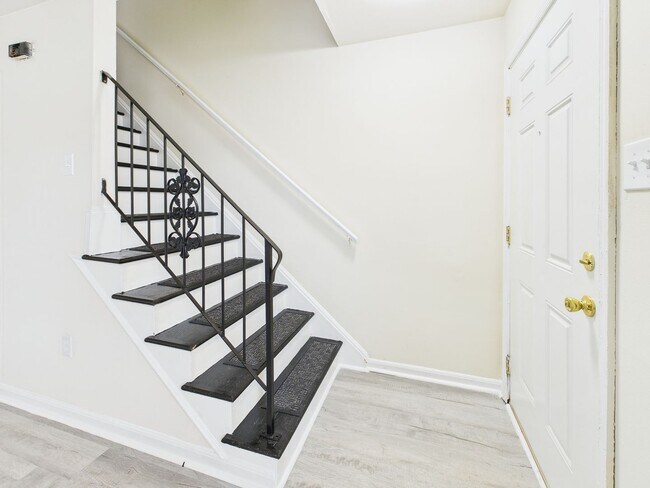 Foto del edificio - 806 Arlington Rd