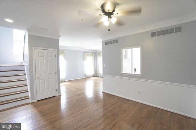 Foto del edificio - 75 Chadwick Cir