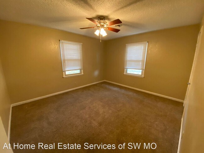 Foto del edificio - 3 br, 2 bath House - 7020 W Dogwood