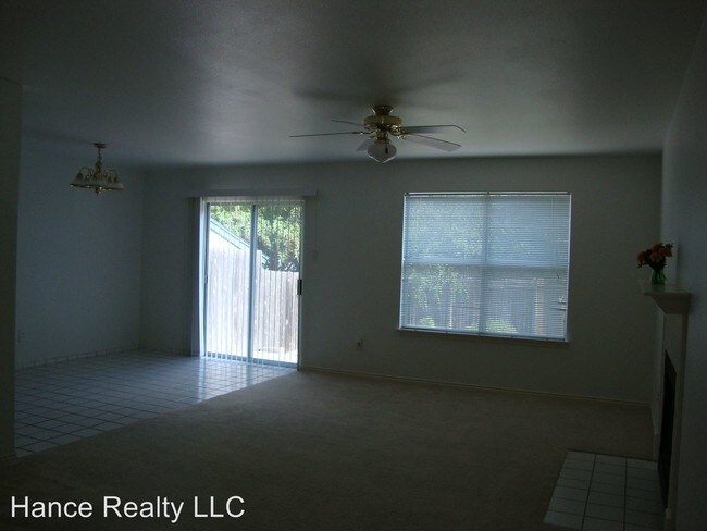 Building Photo - 3 br, 2.5 bath House - 6035 Norse St.