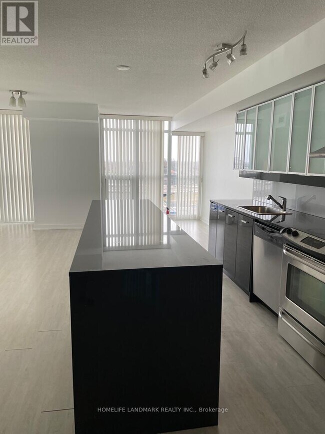 Building Photo - 19-1219 Singer Ct