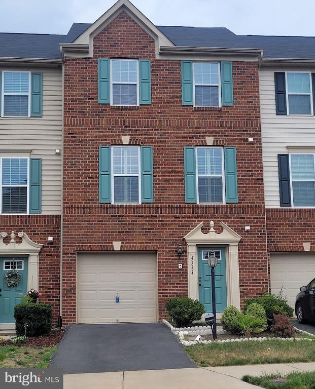 Building Photo - 45954 Iron Oak Terrace