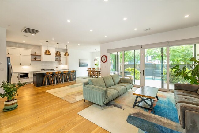 Foto del edificio - 4509 Finley Dr