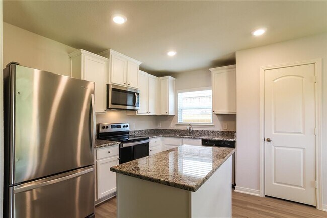 Foto del edificio - 10454 Sweetwater Creek Dr