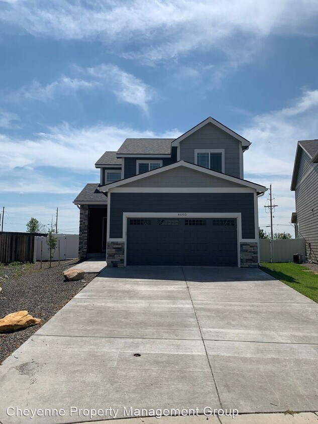 Foto principal - 3 br, 2.5 bath House - 4605 Garnet Way