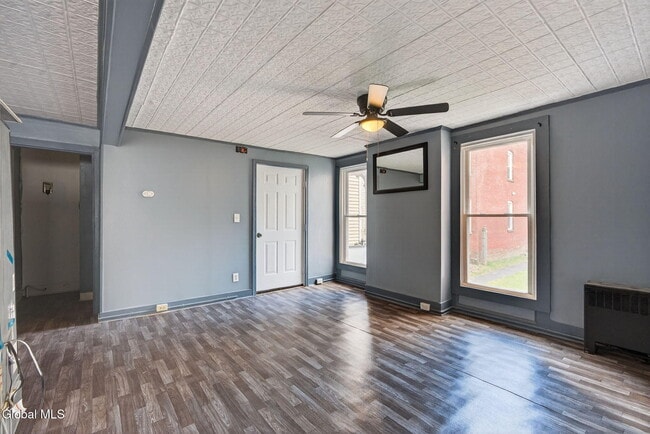 Building Photo - 58 Congress St