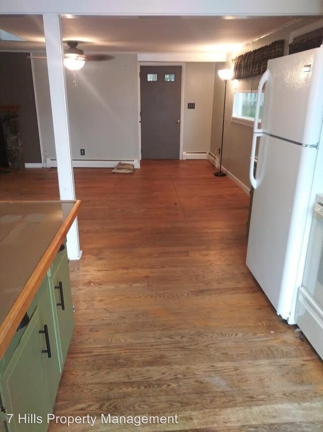 Building Photo - 1 br, 1.5 bath House - 46 Lake Drive