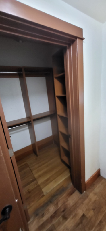 Foto del edificio - 433 E 23rd St