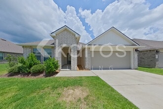 Building Photo - 113 Yardley Ct