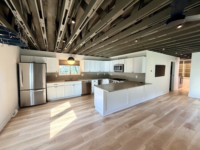Foto del edificio - 2949H S. 78th St