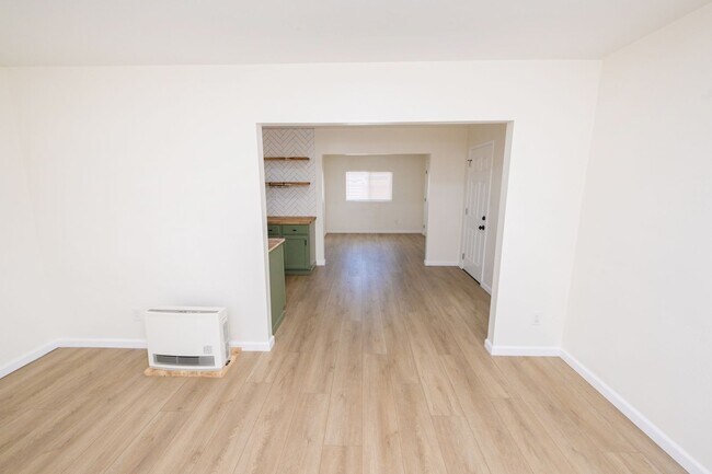 Building Photo - Detached One Bedroom - One Bath ADU (avail...