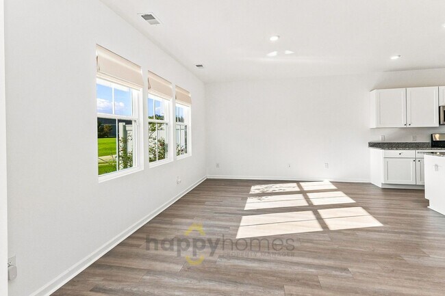 Foto del edificio - 103 Pine Gate Dr