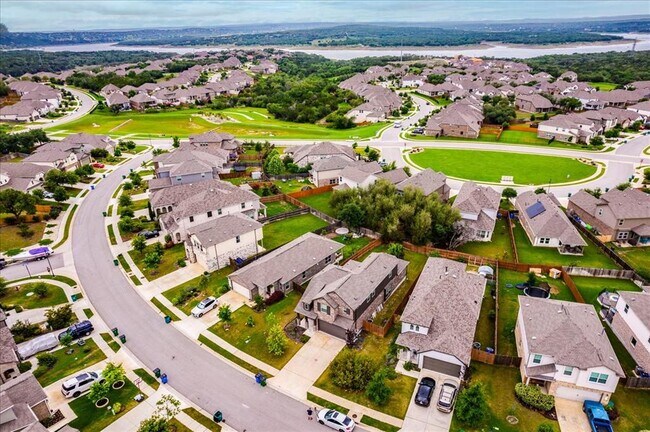 Building Photo - 8008 Prairie Rye Dr
