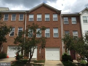 Building Photo - 18023 Calabar Dr