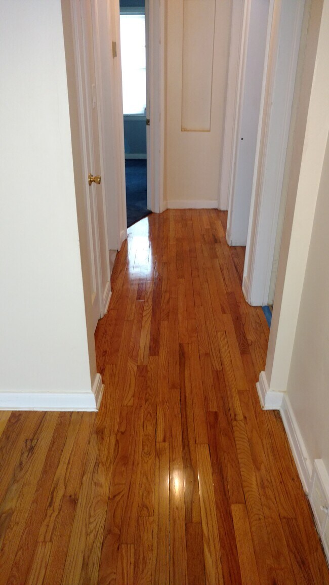 Hallway - 15376 Kentfield St