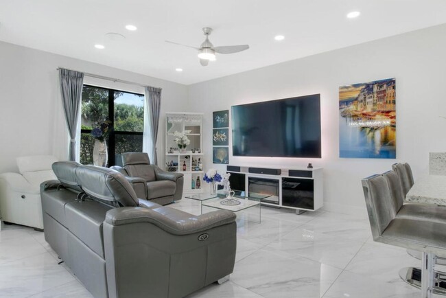 Foto del edificio - 1010 Willow Pl