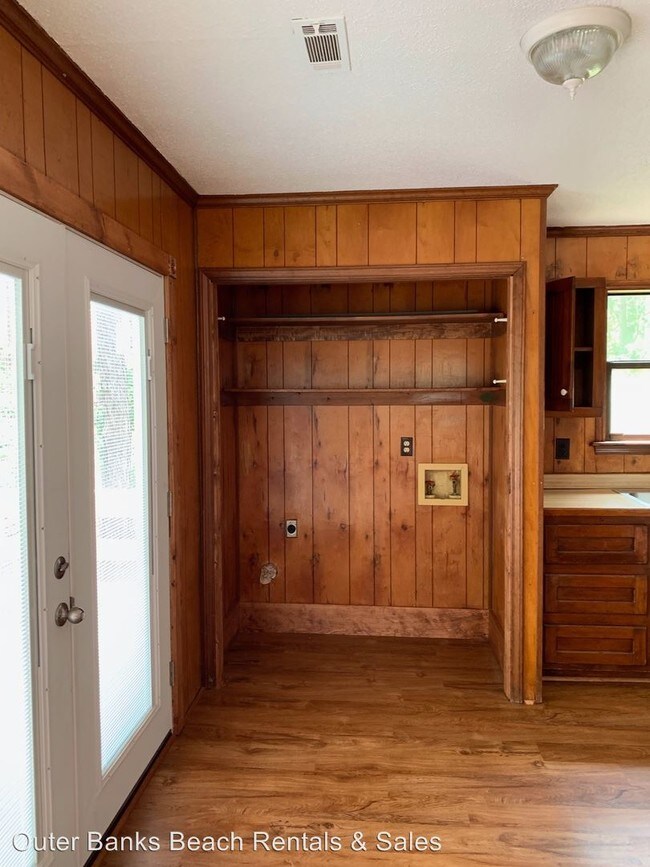 Foto del edificio - 2 br, 1 bath House - 1422 Hill St South Unit