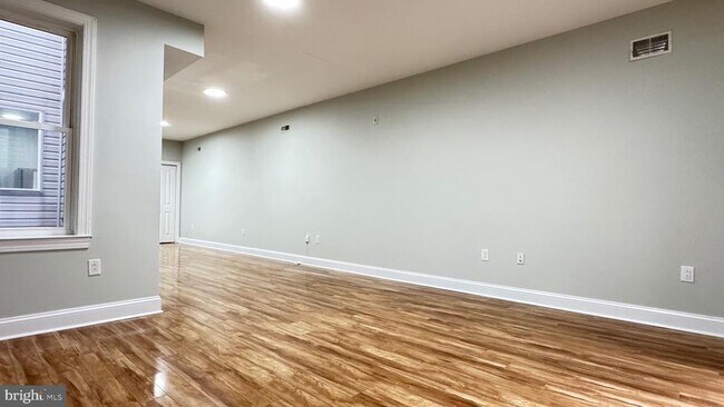 Foto del edificio - 1216 N 7th St