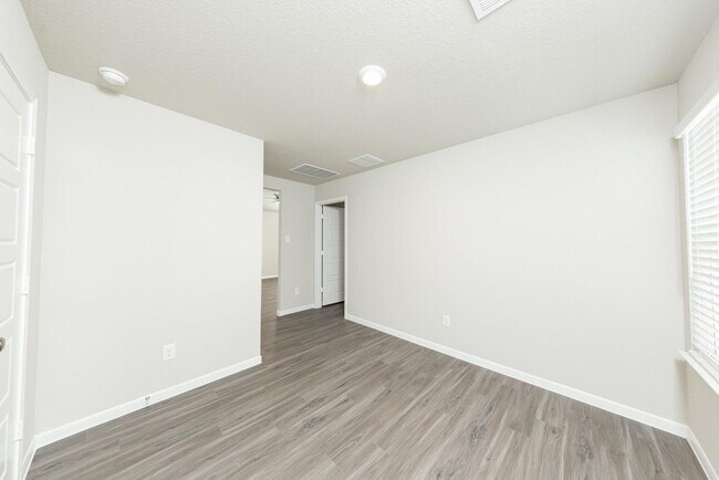 Foto del edificio - 15631 Buffalo Mdw Ct