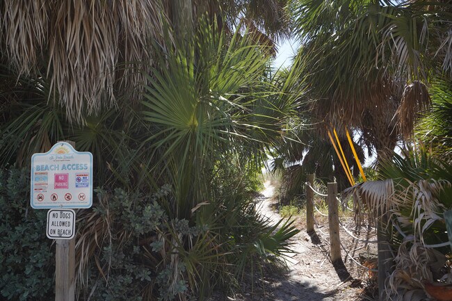 Foto del edificio - 2804 Sunset Way