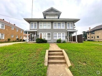 Building Photo - 819 N Marsalis Ave