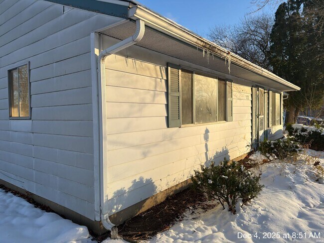 Foto del edificio - 1222 Gleneagles Dr