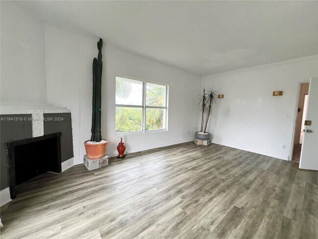 Foto del edificio - 4035 Meridian Ave