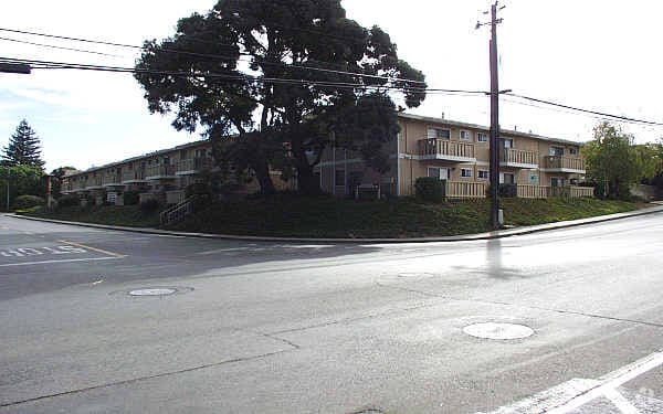 Shari's Apartments - Sharis