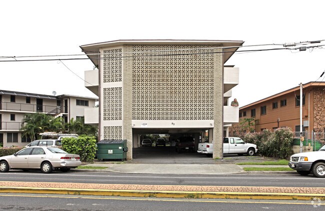 Foto del edificio - 82 Kihapai St